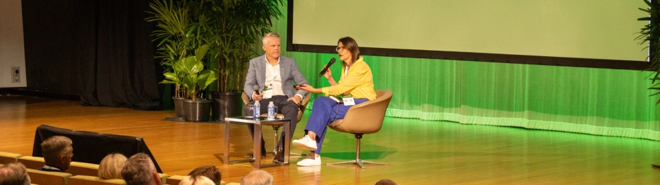 Joanna Cave, GIA and Adam Cole, Bunnings